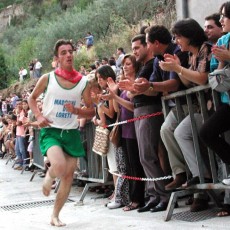 Un momento della celebre"corsa degli zingari" di Pacentro