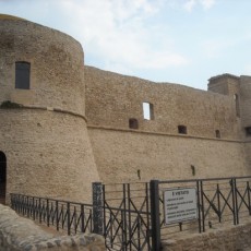 L' ingresso del Castello Aragonese di Ortona