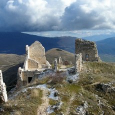 La parte abbandonata di Calascio